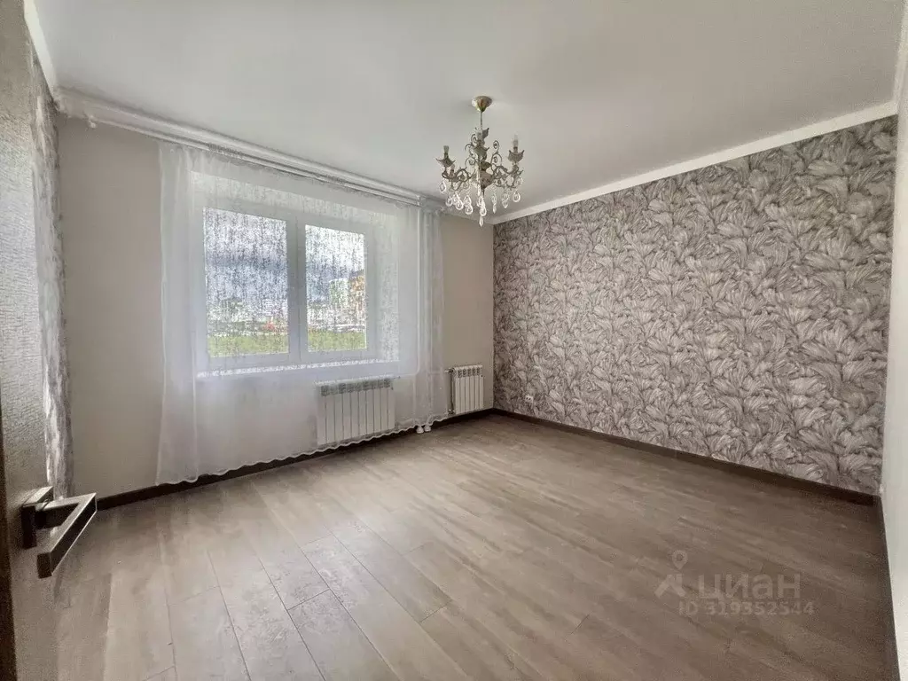 3-к кв. Калужская область, Калуга ул. Минская, 40 (58.0 м) - Фото 0