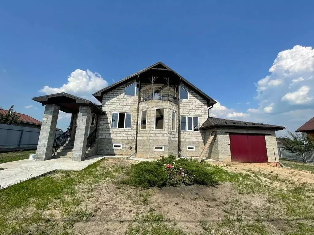 Дом в Белгородская область, Старый Оскол пер. Липовый (255 м) - Фото 1