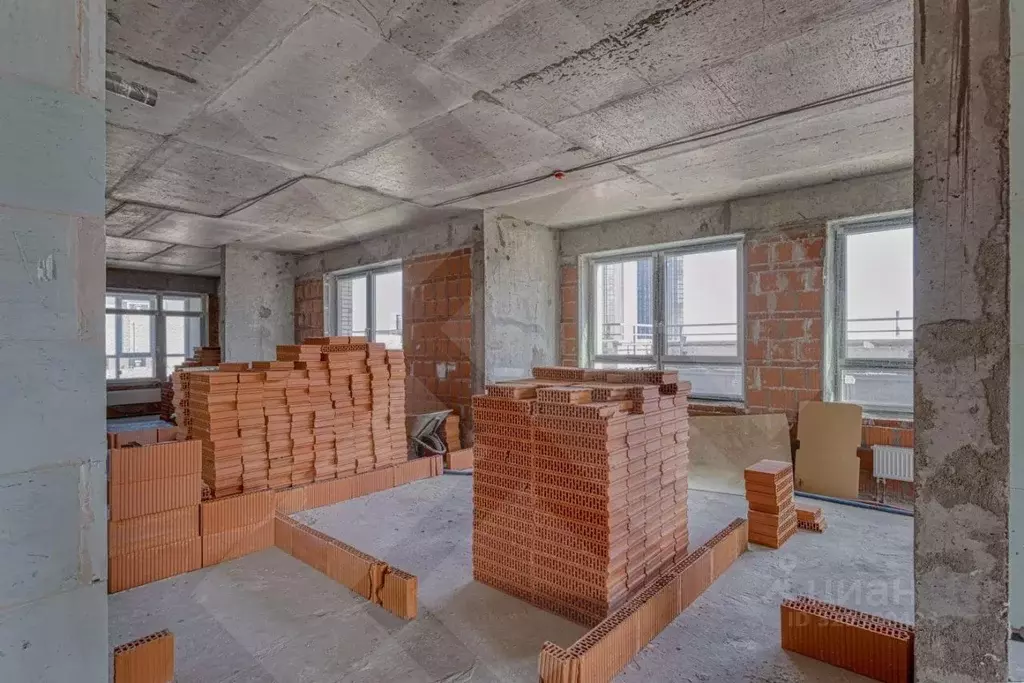 5-к кв. Москва Мантулинская ул., 9к5 (150.0 м) - Фото 2