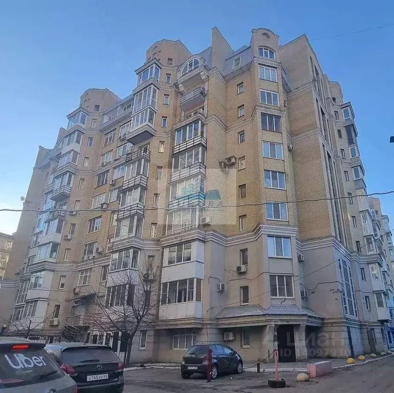 3-к кв. Саратовская область, Саратов просп. Имени Петра Столыпина, 8 . - Фото 0