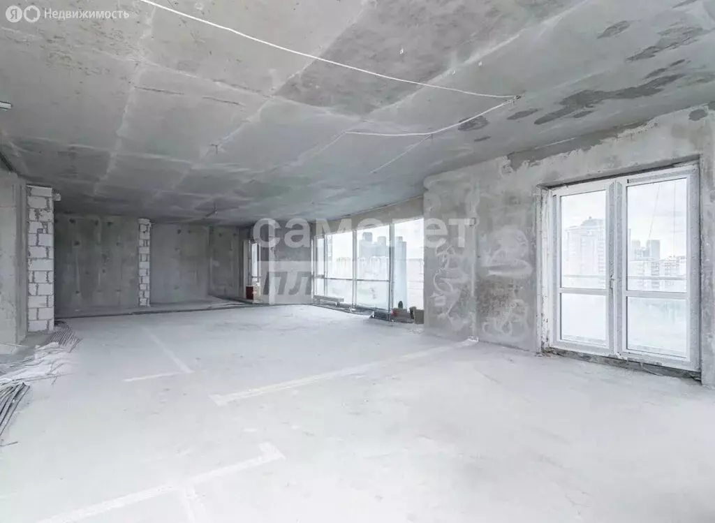 4-комнатная квартира: Москва, Нежинская улица, 1к2 (178 м) - Фото 1