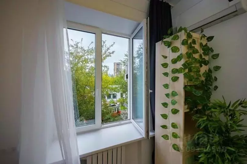 2-к кв. Волгоградская область, Волгоград ул. В.И. Ленина, 25 (68.0 м) - Фото 1