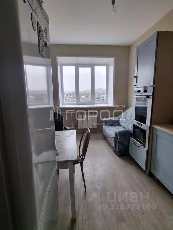 3-к кв. Хакасия, Абакан ул. Торосова, 9 (82.6 м) - Фото 1