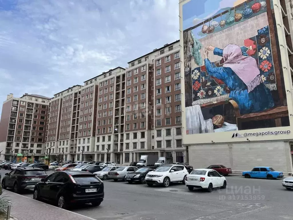 2-к кв. Дагестан, Махачкала ул. Газпромная, 15к4 (85.0 м) - Фото 0