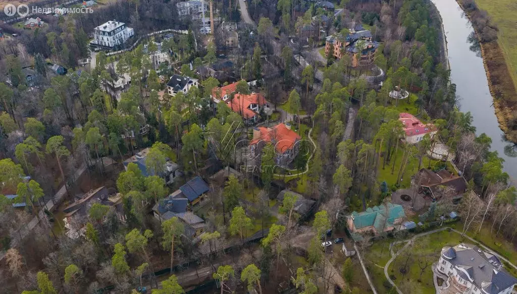 Участок в село Петрово-Дальнее, территория пансионат Петрово-Дальнее ... - Фото 2