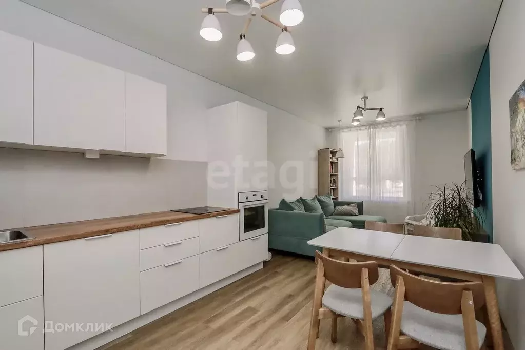 Продаётся 2-к квартира, 64.5 м - Фото 0