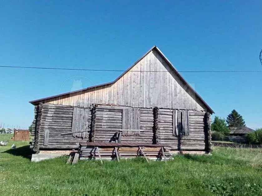 Дом в Тюменская область, Исетский район, пос. Коммунар ул. Свободы ... - Фото 0