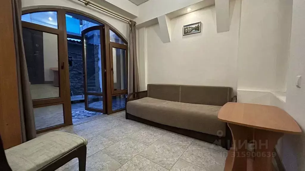 Комната Крым, Алушта ул. Карла Маркса, 56 - Фото 1