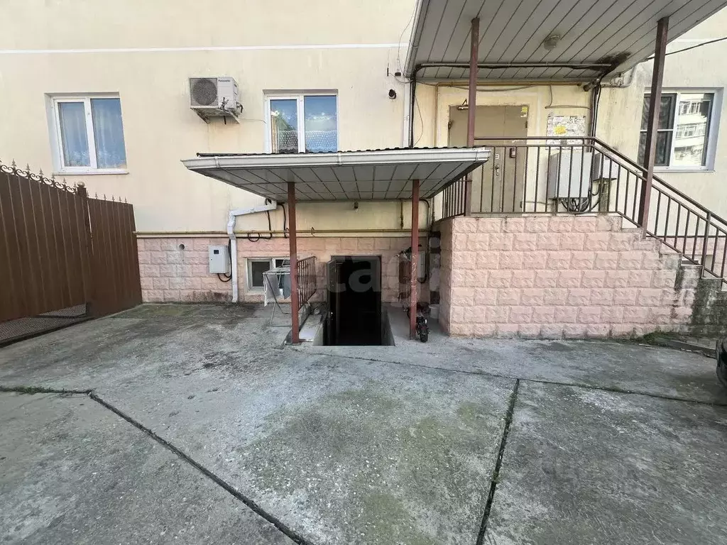 Офис в Краснодарский край, Геленджик Южный мкр, ул. Маяковского, 5А ... - Фото 1