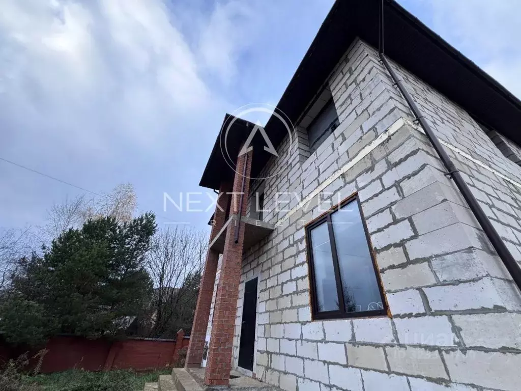 Дом в Москва д. Жуковка, ул. Вишневая, 51/3 (200 м) - Фото 2