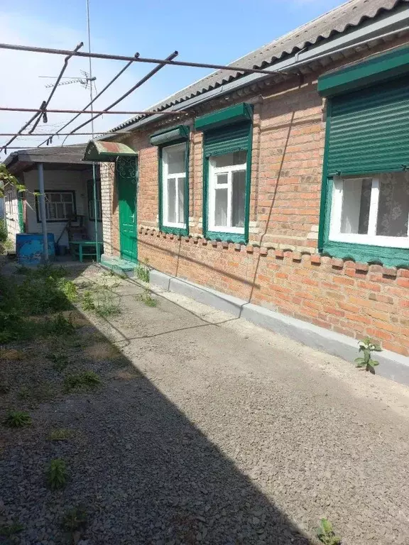 Дом в Ростовская область, Батайск ул. Калинина (75 м) - Фото 1
