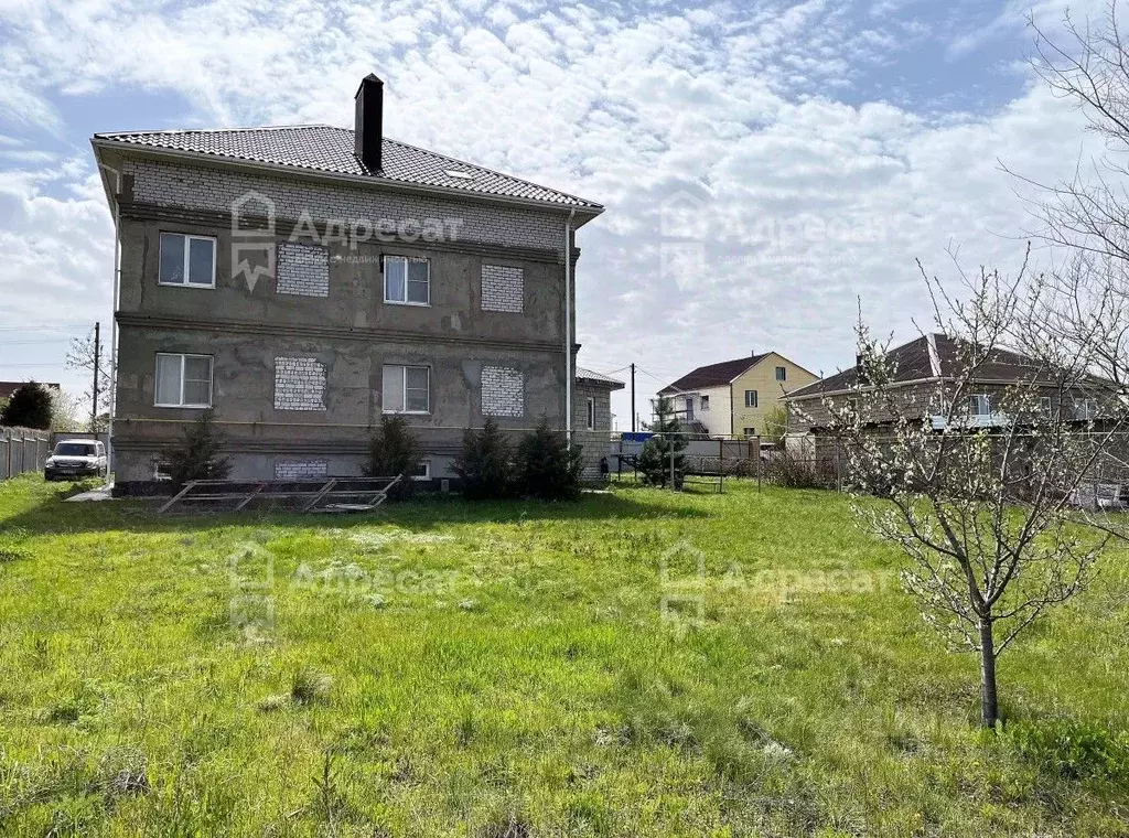 Дом в Волгоградская область, Волгоград Дунайская ул. (290 м) - Фото 1