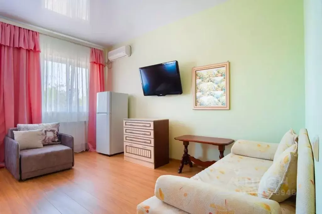 Комната Крым, Феодосия ул. Листовничей, 2 - Фото 2