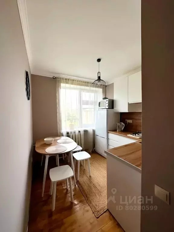 1-к кв. Дагестан, Каспийск ул. Ленина, 30 (35.0 м) - Фото 1