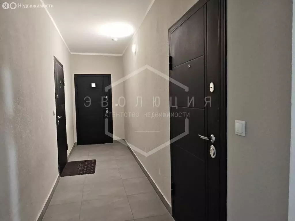 2-комнатная квартира: Калининград, улица Сержанта Мишина, 81к1 (47.5 ... - Фото 2