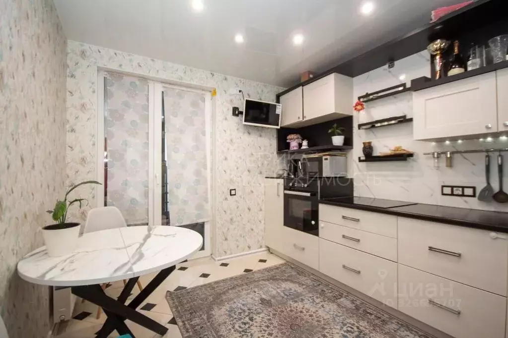 1-к кв. Тюменская область, Тюмень проезд Тихий, 2 (36.4 м) - Фото 1