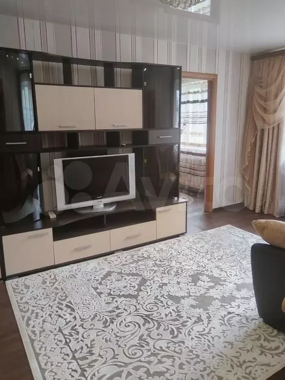 2-к. квартира, 43 м, 1/5 эт. - Фото 0