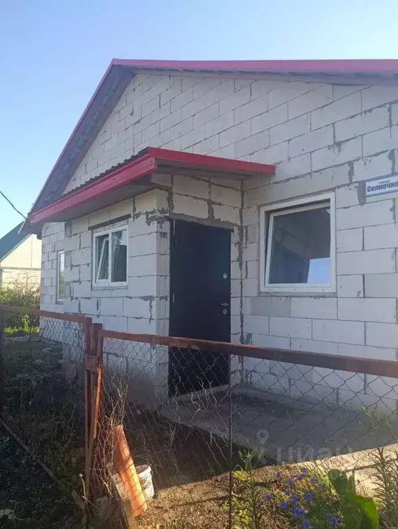Дом в Алтайский край, Барнаул Пригородное СНТ, ул. Солнечная (95 м) - Фото 1