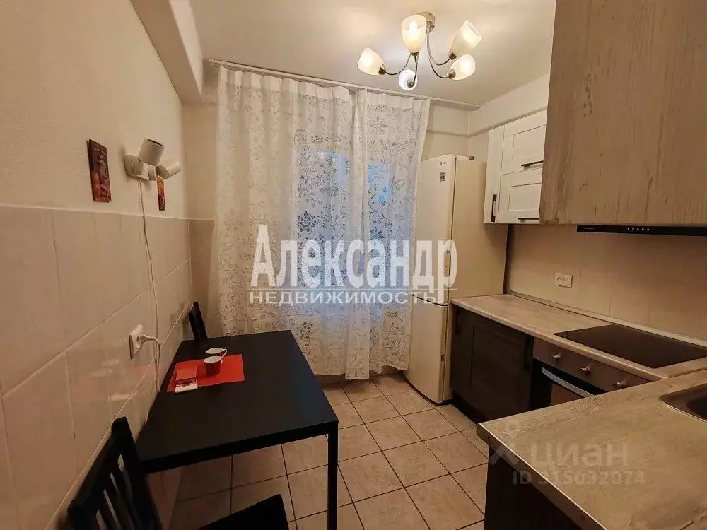2-к кв. Санкт-Петербург Звездная ул., 9К1 (47.0 м) - Фото 1