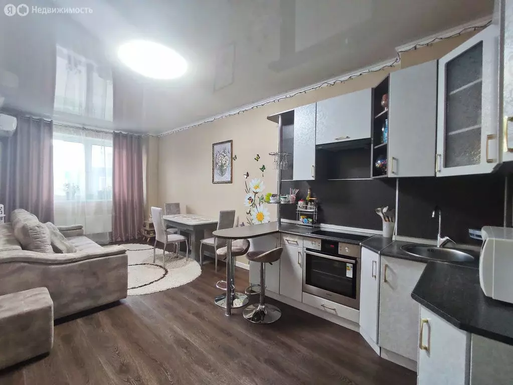 1-комнатная квартира: Курган, жилой район Заозёрный, 5-й микрорайон, ... - Фото 0