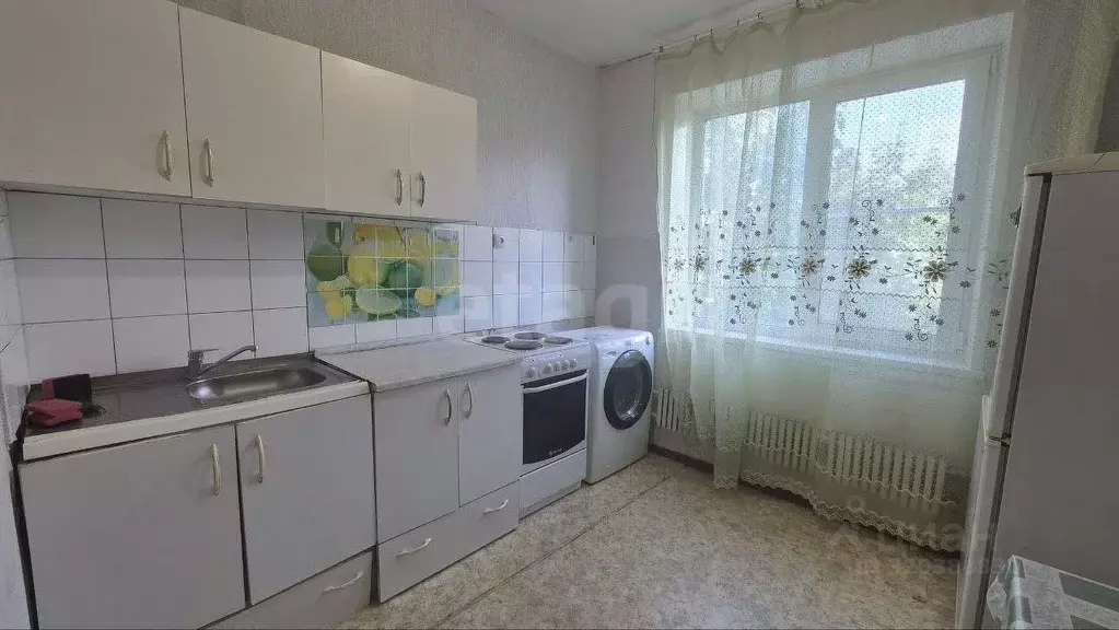 2-к кв. Белгородская область, Старый Оскол Восточный мкр, 14 (52.0 м) - Фото 0