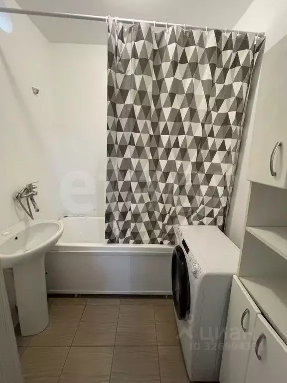 3-к кв. Томская область, Северск ул. Славского, 26 (62.5 м) - Фото 1