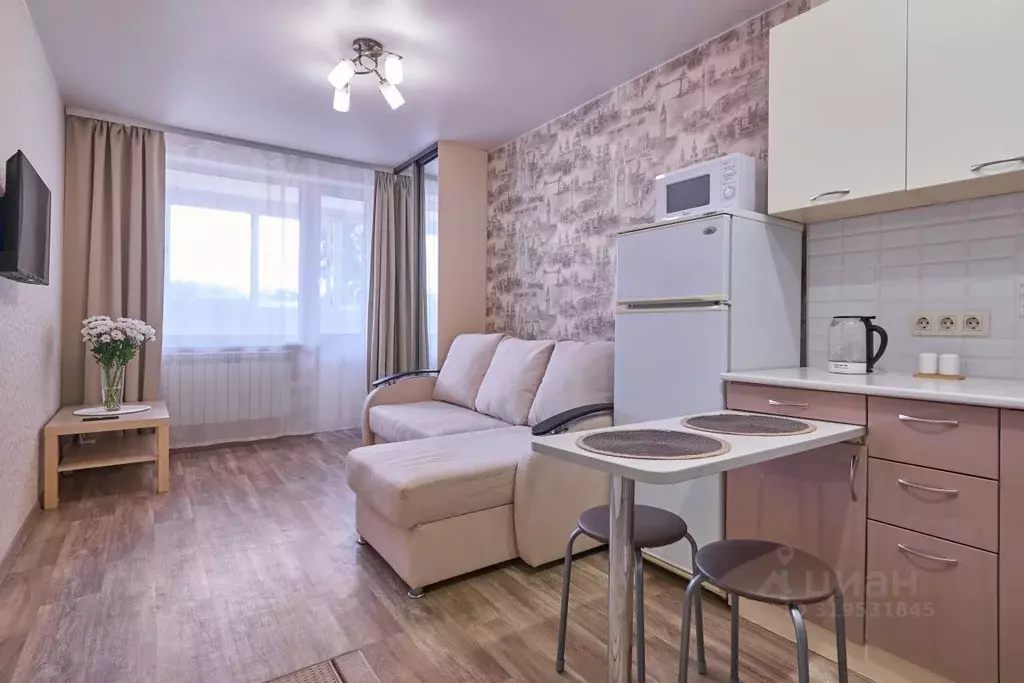 Студия Томская область, Томск Большая Подгорная ул., 87блок6 (30.0 м) - Фото 1