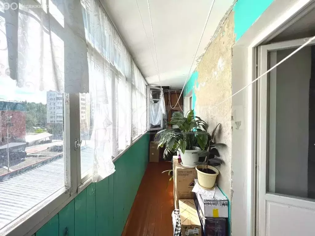 3-комнатная квартира: Тюмень, улица Дружбы, 165 (65 м) - Фото 1