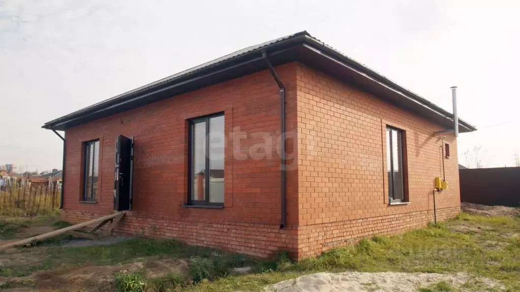 Дом в Орловская область, Орловский муниципальный округ, д. Нижняя ... - Фото 1