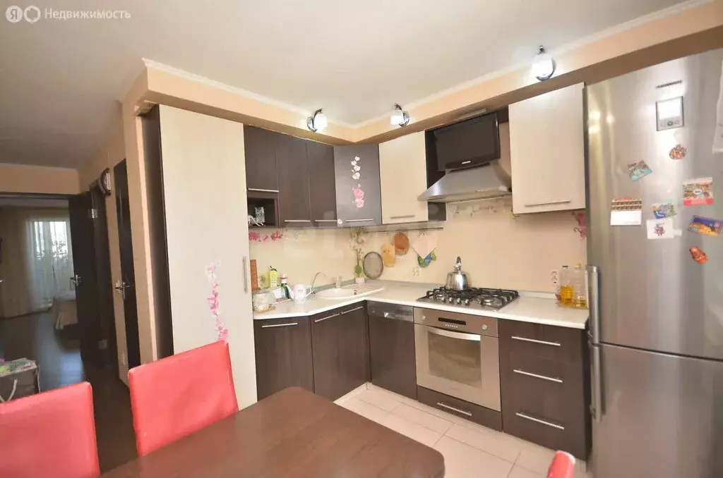 3-комнатная квартира: Ухта, улица Сенюкова, 55 (65.7 м) - Фото 1