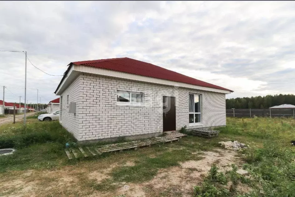 Дом в Тюменская область, Тюменский муниципальный округ, с. Перевалово ... - Фото 1