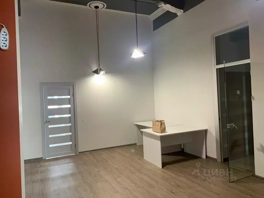 Помещение свободного назначения в Москва ул. Усачева, 22 (9 м) - Фото 1