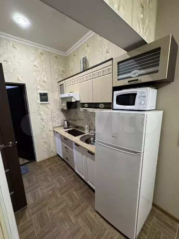 1-к. квартира, 45 м, 3/3 эт. - Фото 1