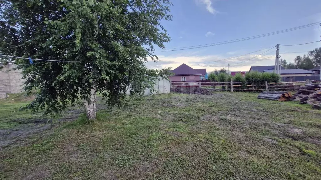 Дом в Алтай, Майминский район, пос. Дубровка Школьная ул., 6 (22 м) - Фото 1