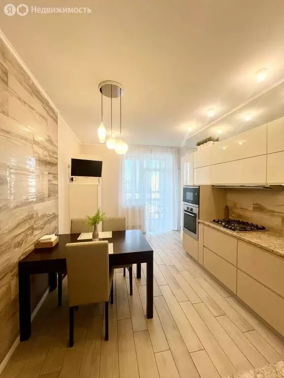 3-комнатная квартира: Калининград, улица Согласия, 34 (76.3 м) - Фото 2