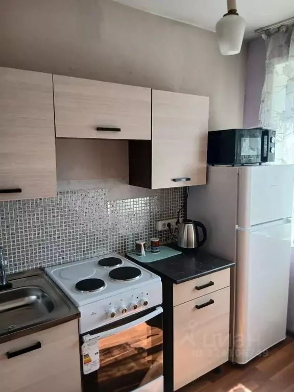 1-к кв. Кемеровская область, Новокузнецк просп. Дружбы, 20А (30.0 м) - Фото 1