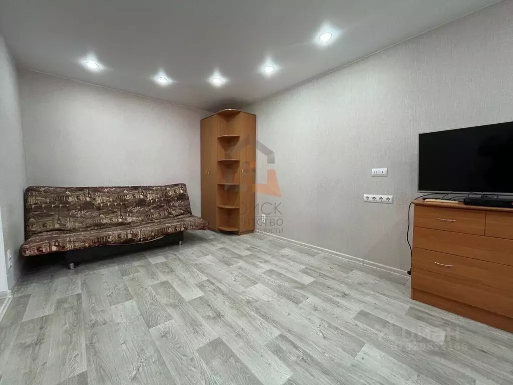 1-к кв. Кировская область, Киров ул. Калинина, 6 (33.0 м) - Фото 1