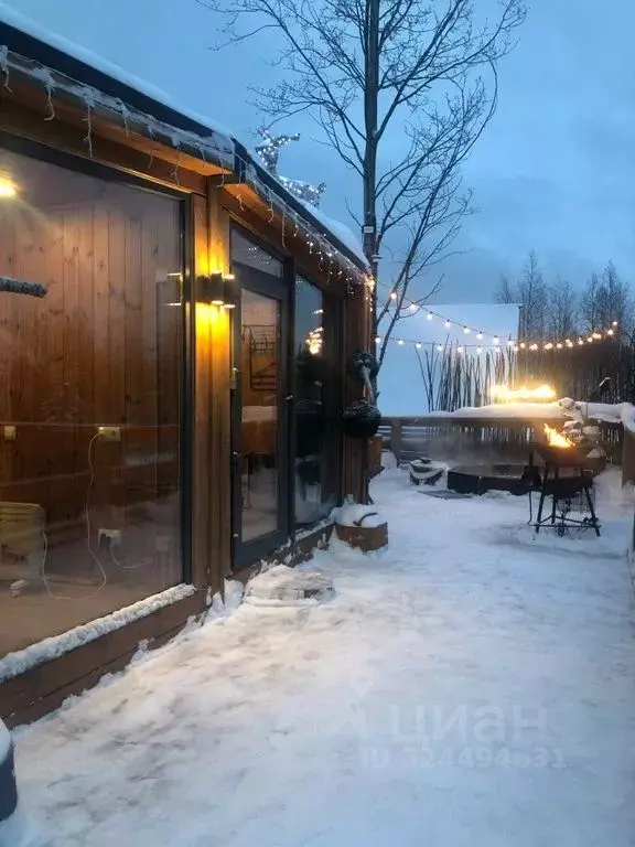 Дом в Пермский край, Губаха пос. Новая Губаха,  (30 м) - Фото 2