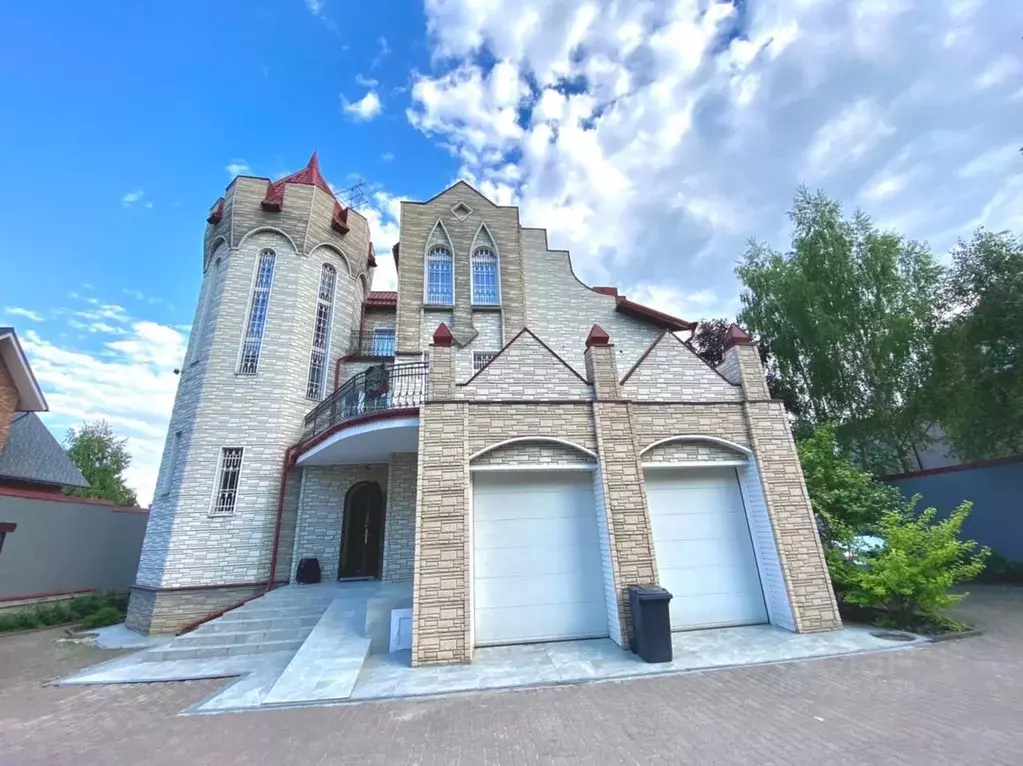 Дом в Московская область, Красногорск городской округ, с. ... - Фото 1