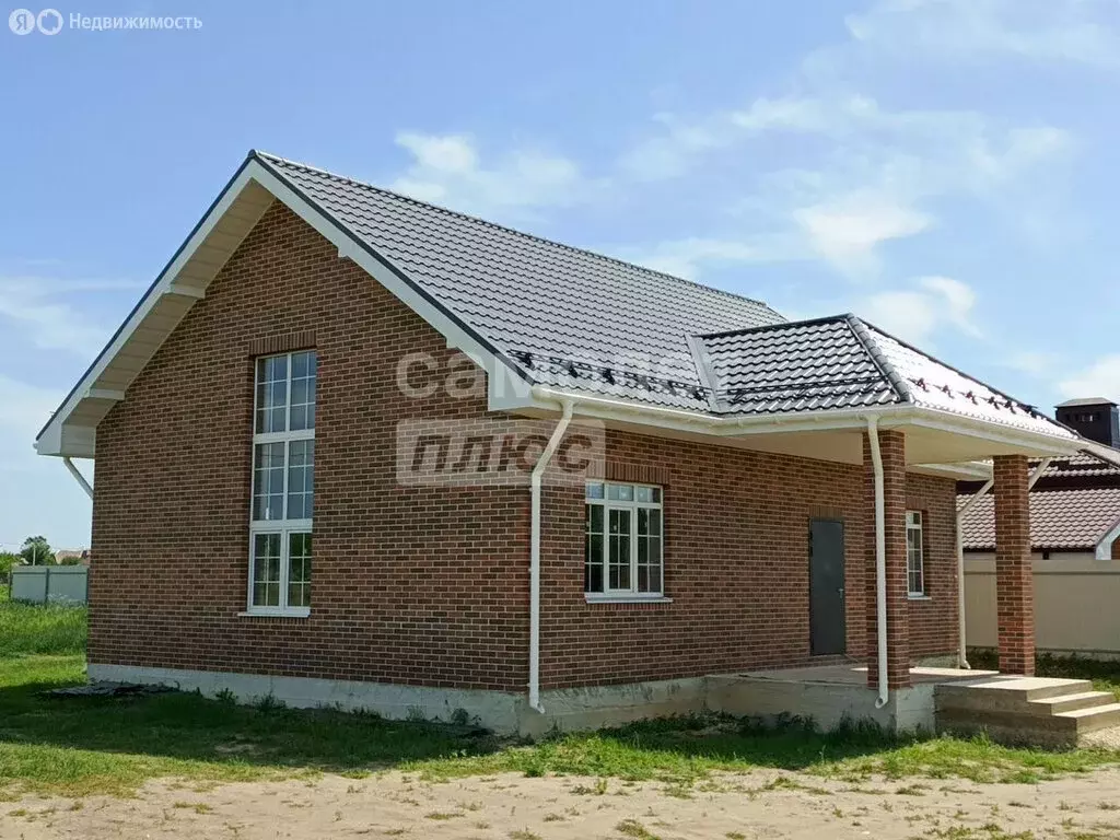 Дом в село Коренёвщино, улица Мира (130 м) - Фото 1