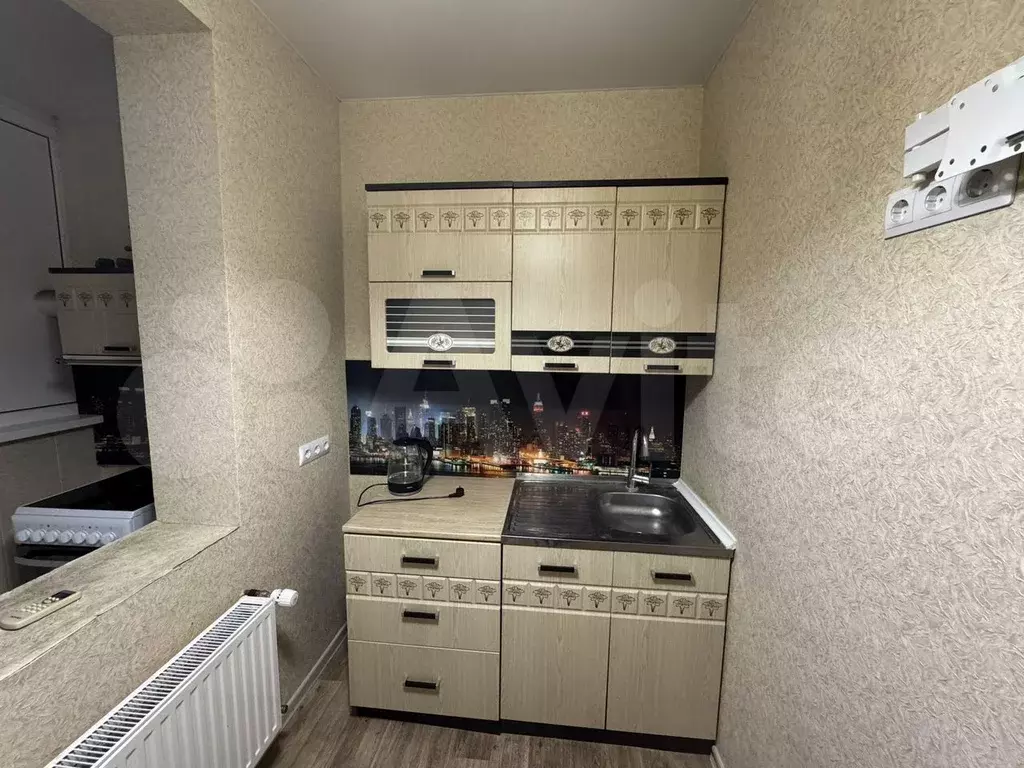 1-к. квартира, 30 м, 4/8 эт. - Фото 0