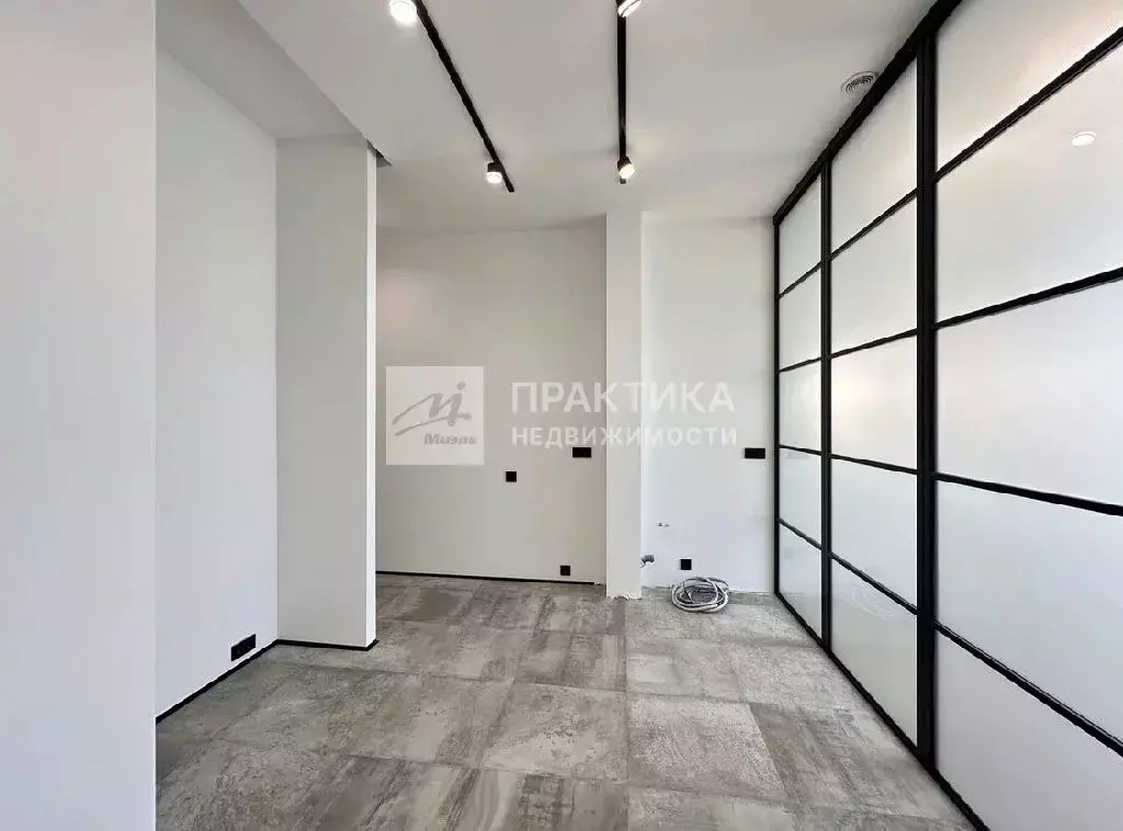 Продается 3-комнатная квартира - Фото 1