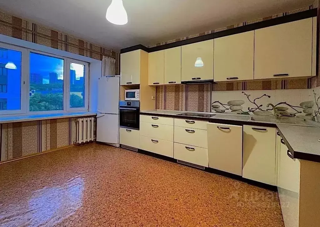 2-к кв. Башкортостан, Уфа ул. Маршала Жукова, 3/1 (61.5 м) - Фото 2