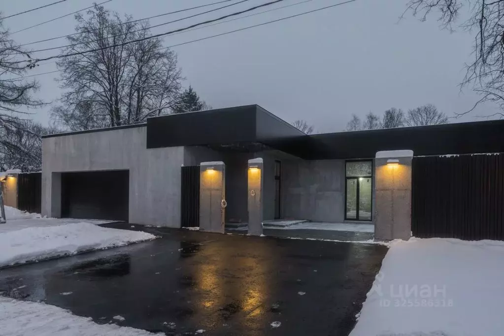 Коттедж в Москва 3-й Дачно-Мещерский проезд (300 м) - Фото 1