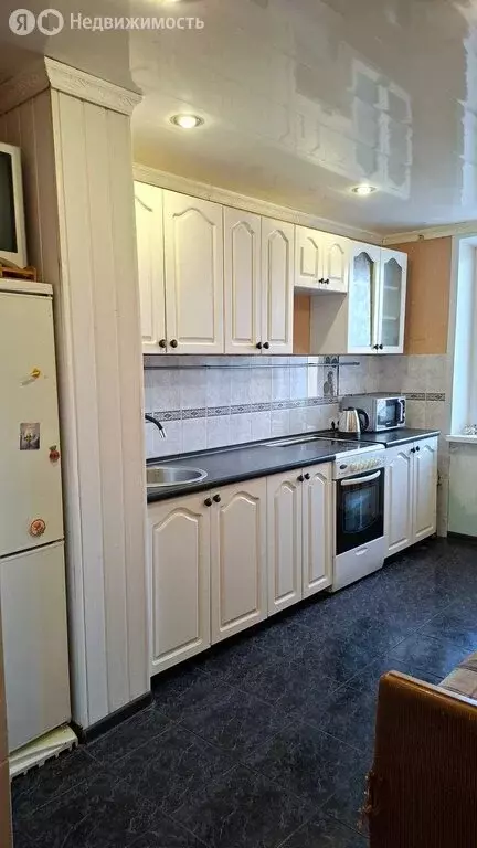 3-комнатная квартира: Тольятти, 9-й квартал, бульвар Туполева, 8 (67 ... - Фото 1