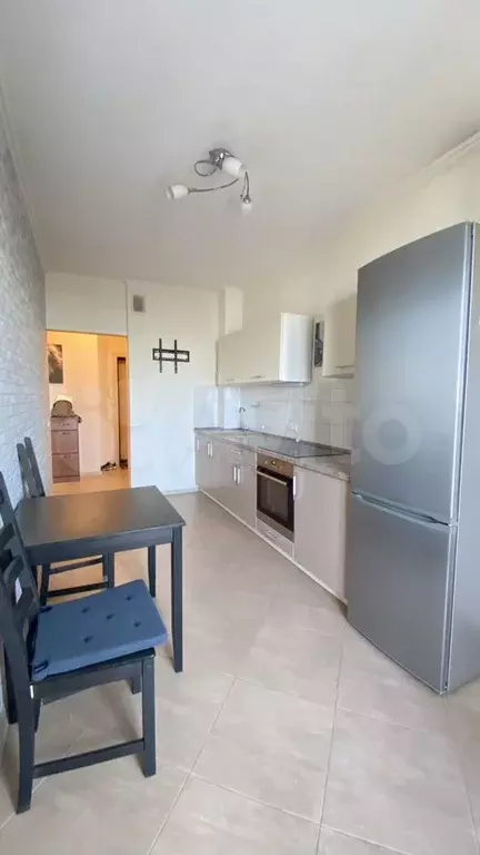 1-к. квартира, 40 м, 15/19 эт. - Фото 0