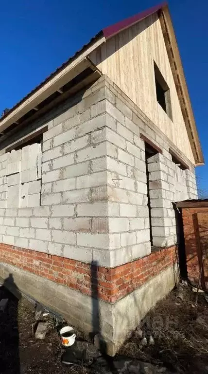 Дом в Орловская область, Кромы пгт ул. К. Маркса, 85 (100 м) - Фото 1