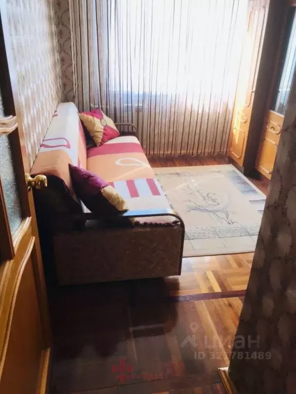 3-к кв. Белгородская область, Белгород ул. Щорса, 44 (70.3 м) - Фото 2