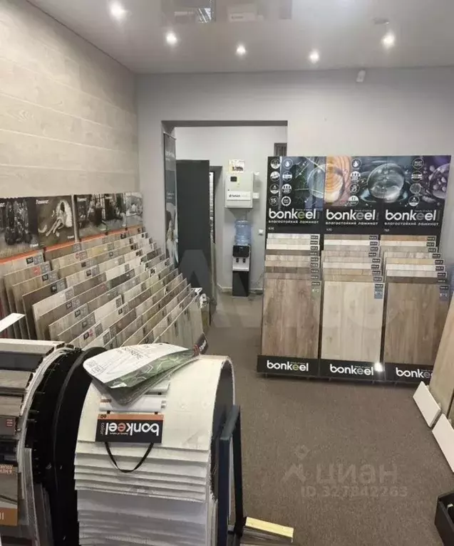 Торговая площадь в Тюменская область, Тюмень ул. Малыгина, 49к2 (80 м) - Фото 2