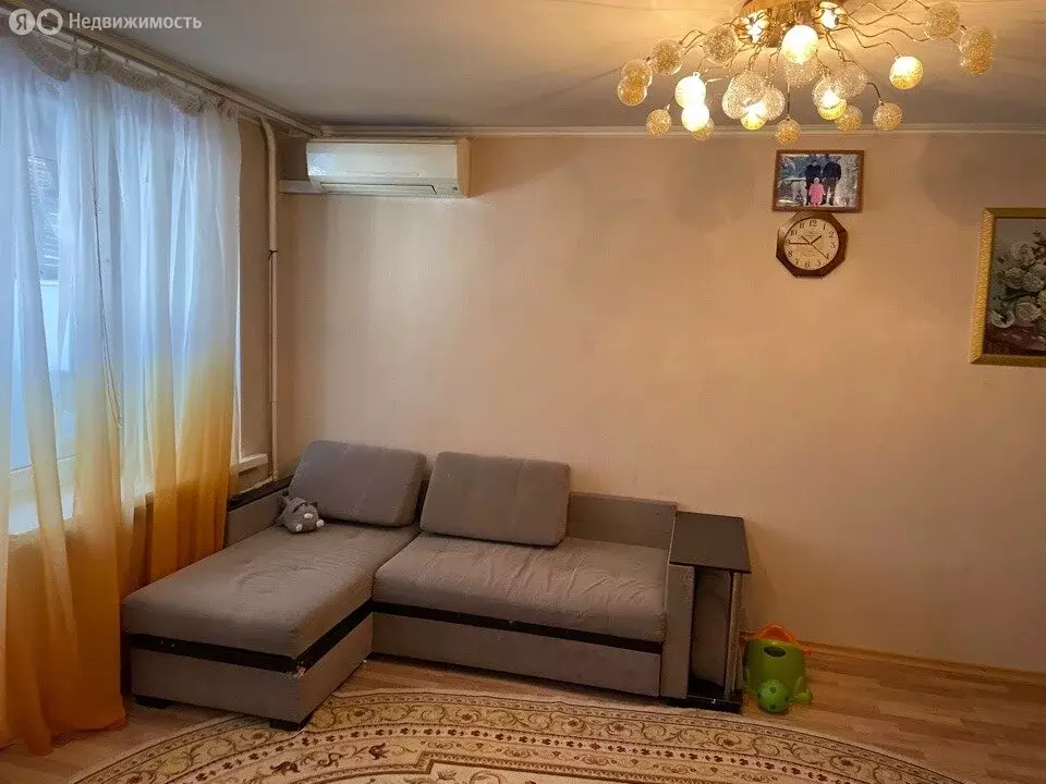 3-комнатная квартира: Пушкино, Писаревская улица, 13 (64.9 м) - Фото 1